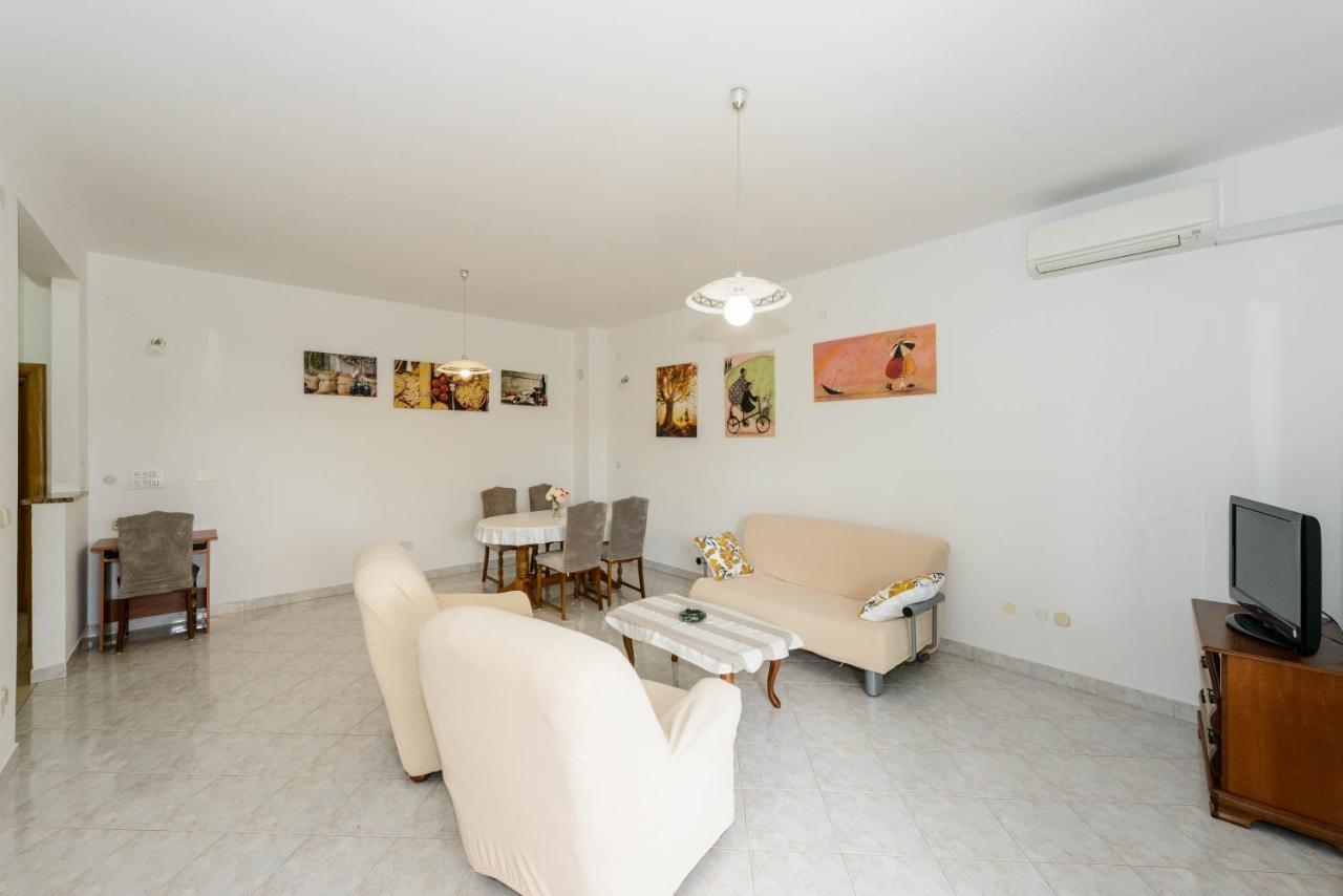 Apartments Milar Rovinj Extérieur photo